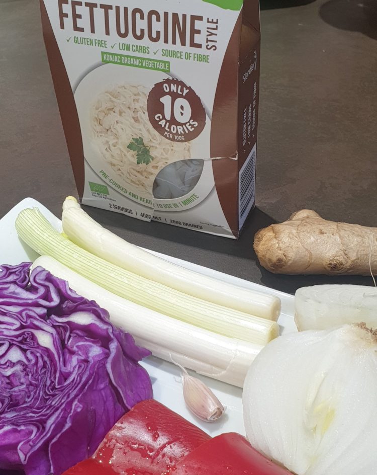 Pasta de konjac con langostinos Aprendiendo recetas